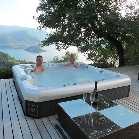 Violet House Villa *
